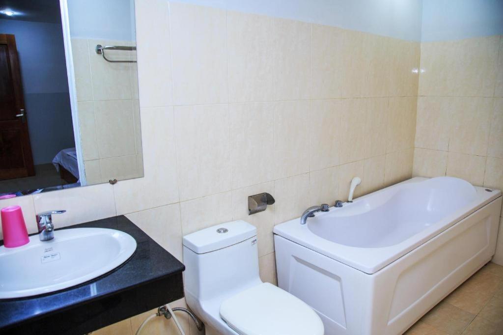 Thien Nga Family Hotel Нячанг Екстер'єр фото